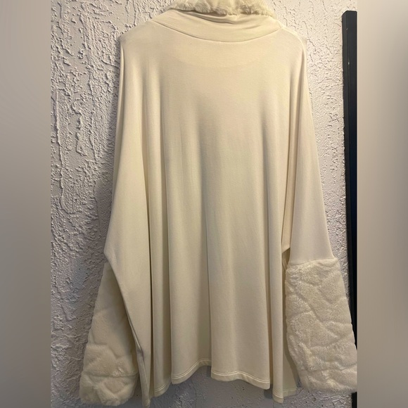 Philosophy white fir blouse - Picture 3 of 5